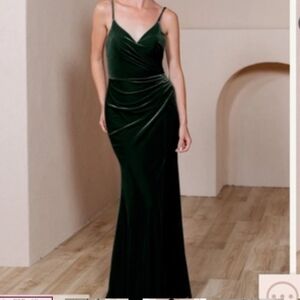 Revelry Emerald Green Velvet Maxi Dress with Spaghetti Straps Sz 4